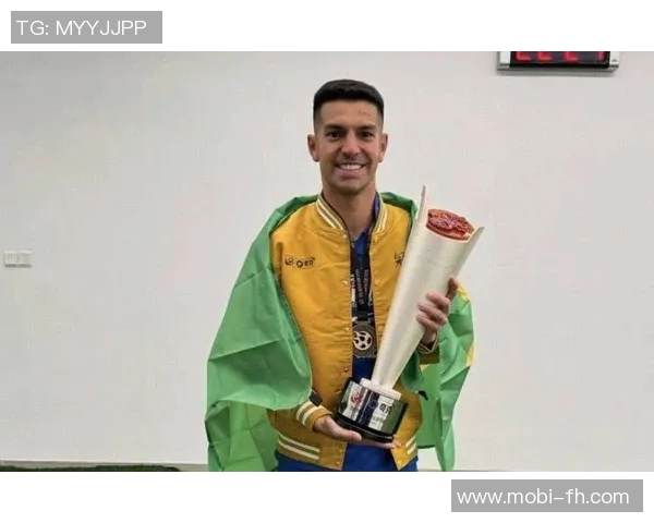 路易斯离开申花已成定局教练组因战术调整未与其续约